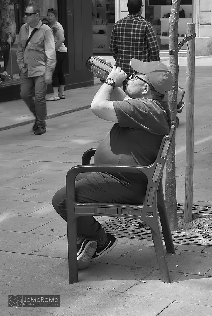 Straatfoto van Roland van Os